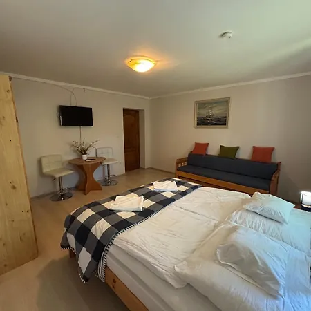 Lejlighed Nemere Apartmans Balatonkenese