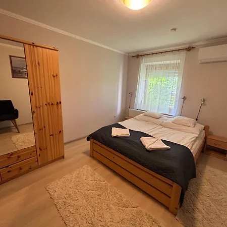 Nemere Apartmans Lejlighed Balatonkenese